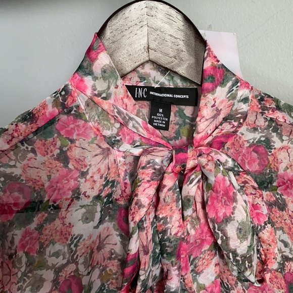 NWT! INC Ladies Floral Sheer Button Up Blouse - Picture 3 of 6